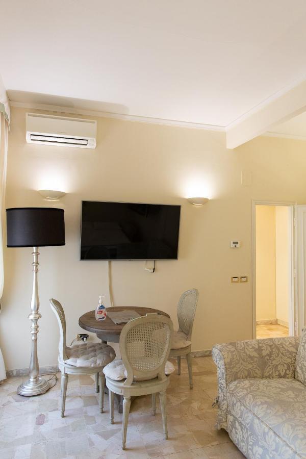 Classic 1Br Outside Ztl & 10 Min From Center Флоренция Экстерьер фото